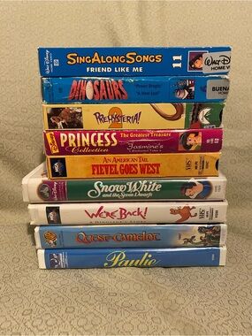 Lot of 9 Kids VHS Tape Movies 90s/00s Dinosaurs, Disney Princesses, Paulie